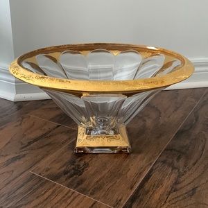 Clear glass bowl